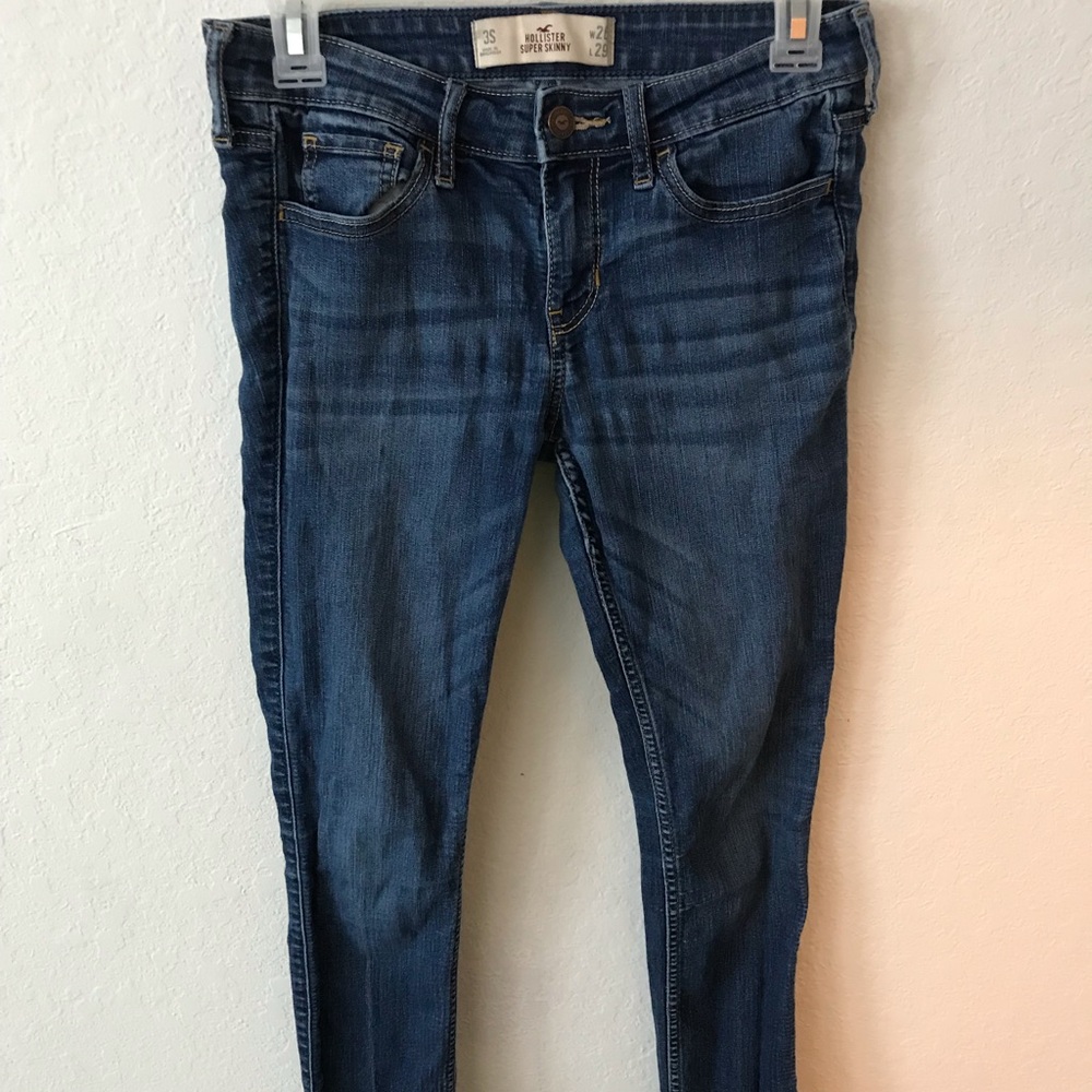 Hollister Super Skinny Jeans